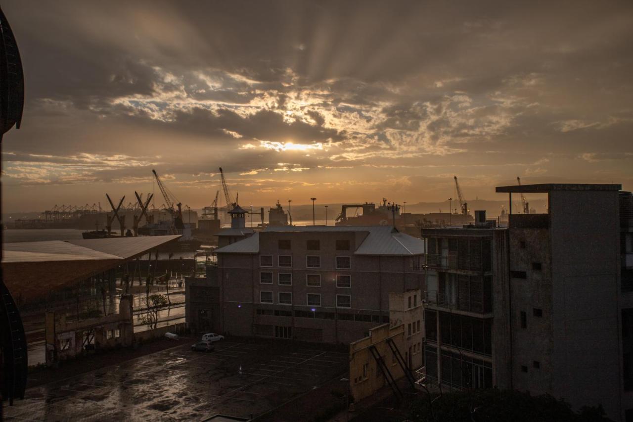Stay At The Point - Legendary Large Lookouts Durban Eksteriør bilde